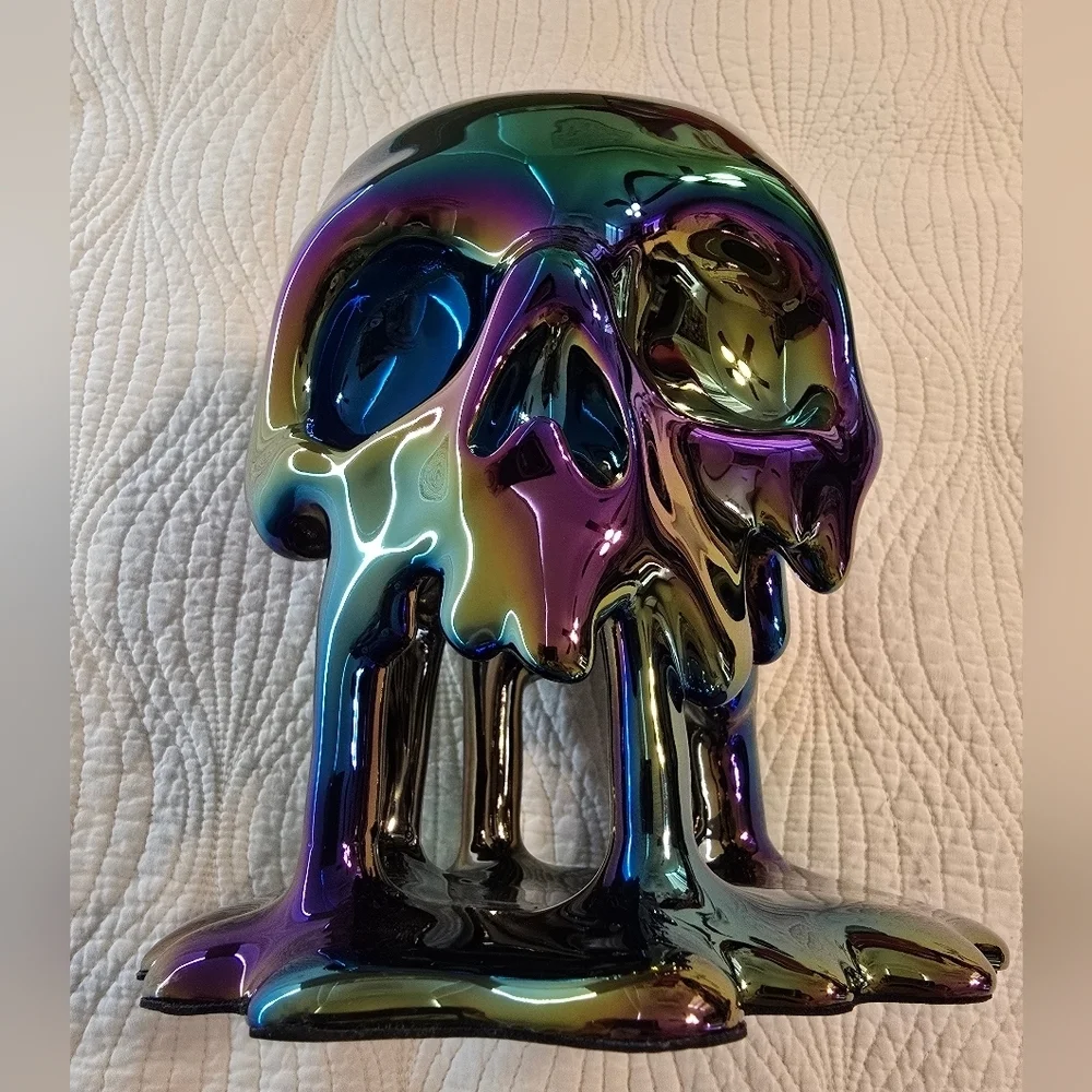NWT 2025 Bath & Body Works Halloween Oil Slick Dripping  Skull Candle Holder